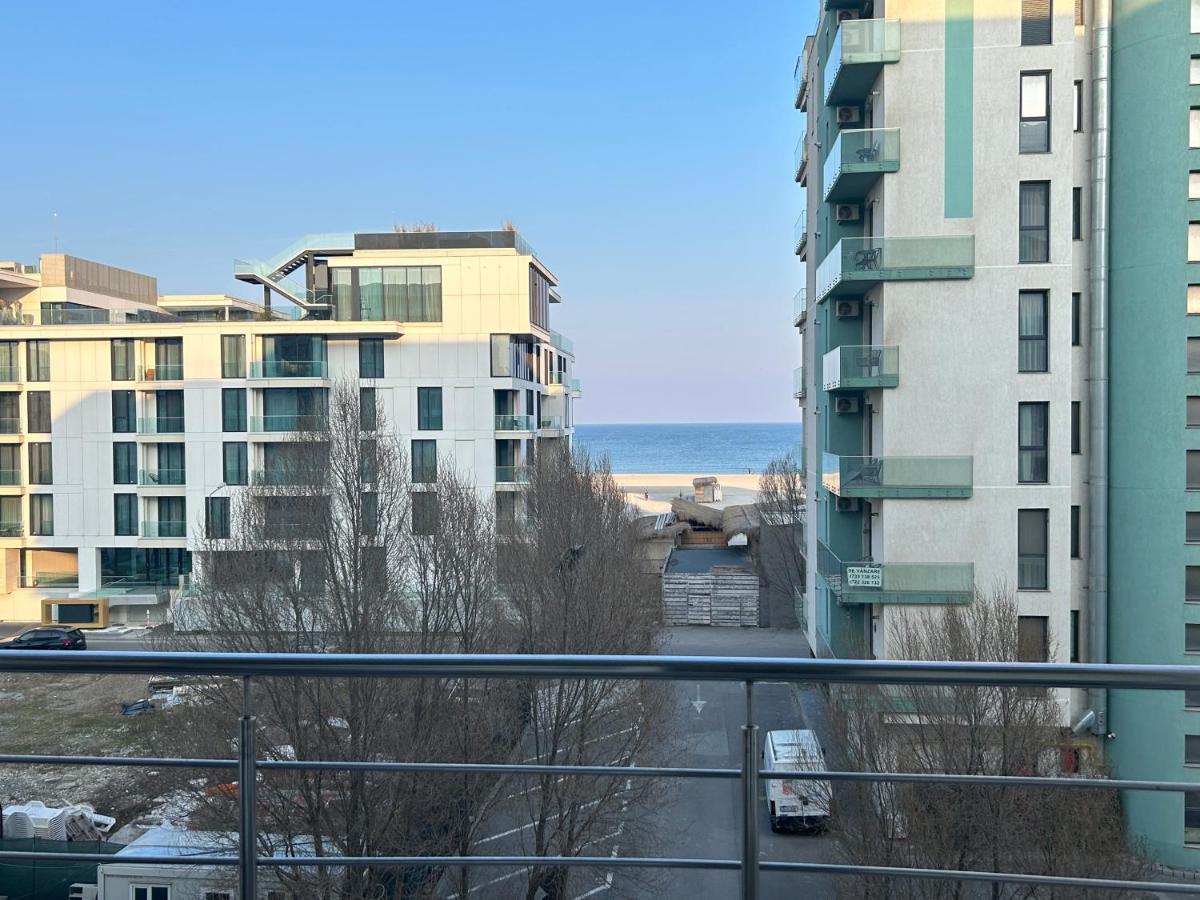 Catalina Summerland Apartaments Mamaia Nord エクステリア 写真