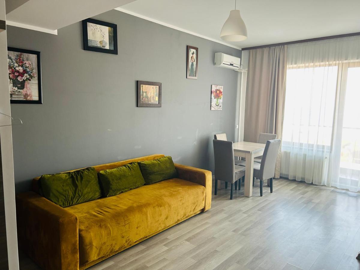 Catalina Summerland Apartaments Mamaia Nord エクステリア 写真