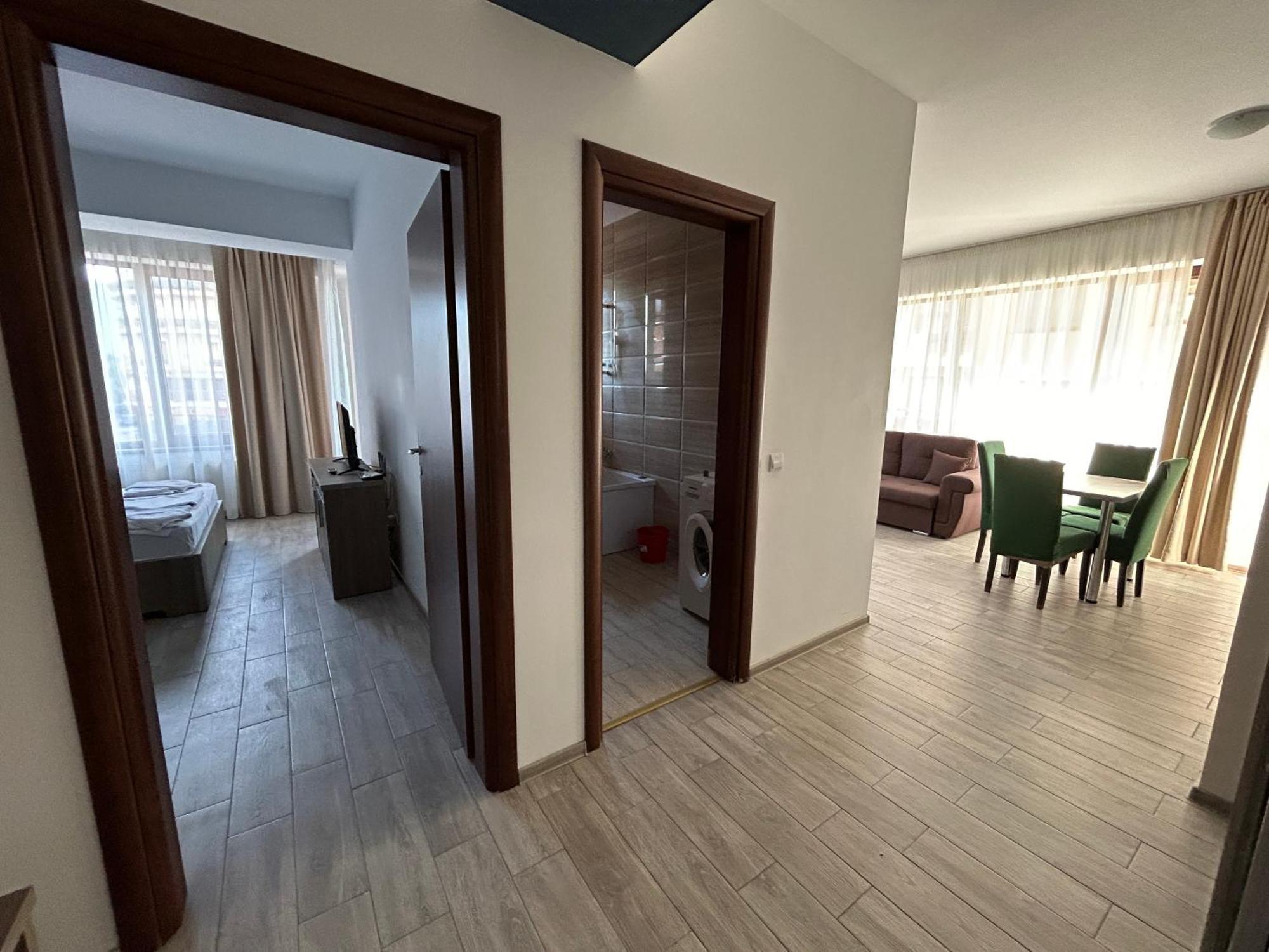 Catalina Summerland Apartaments Mamaia Nord エクステリア 写真